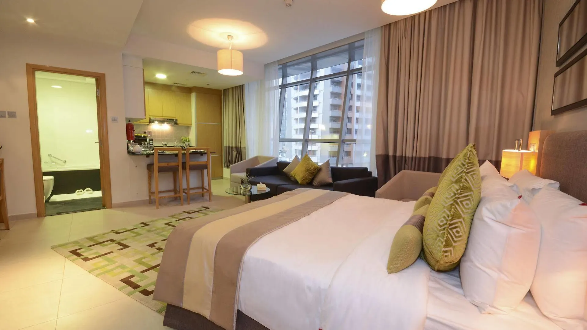 Grand Heights Dubai Hotel Apartments