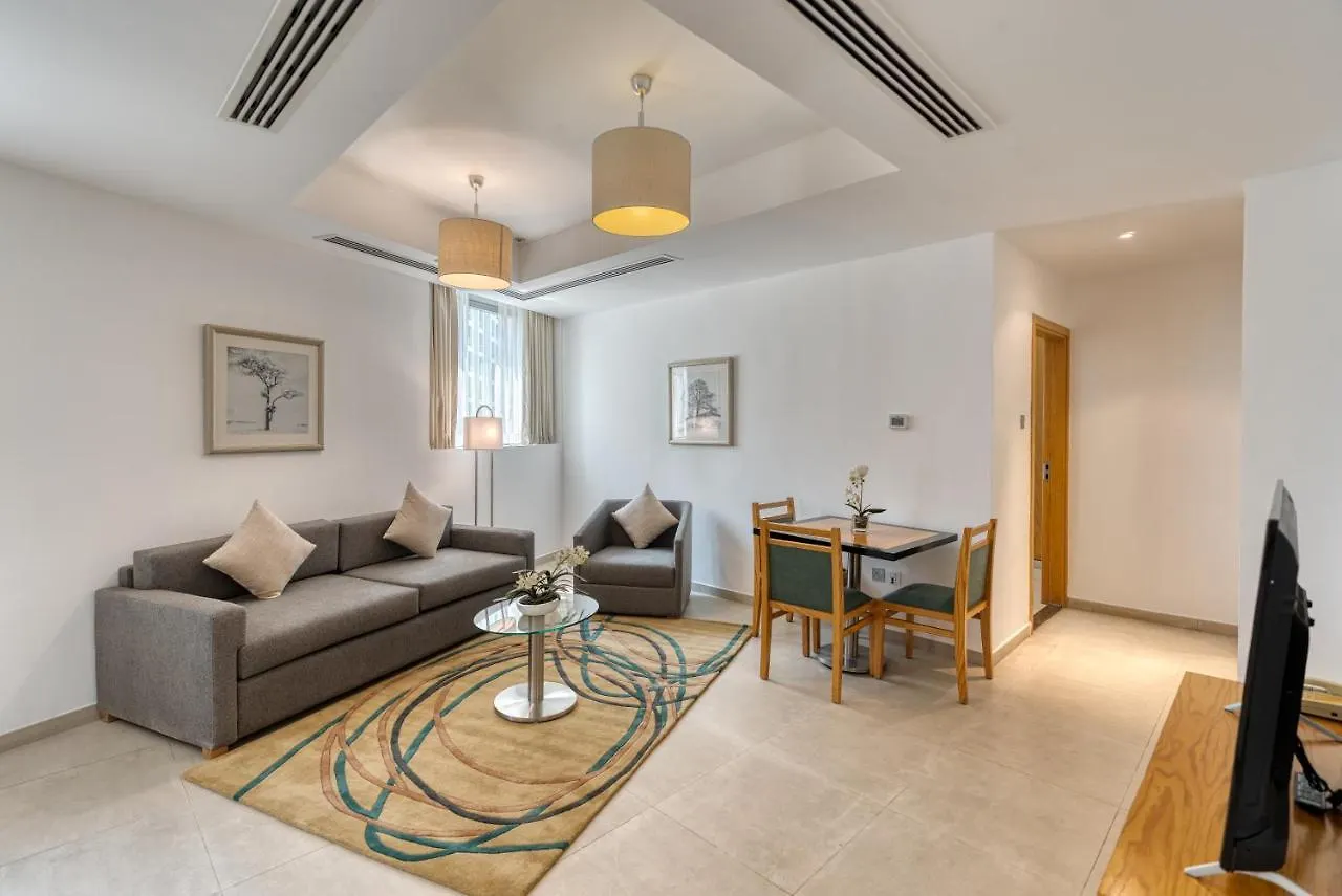 Grand Heights Dubai Hotel Apartments 4*,