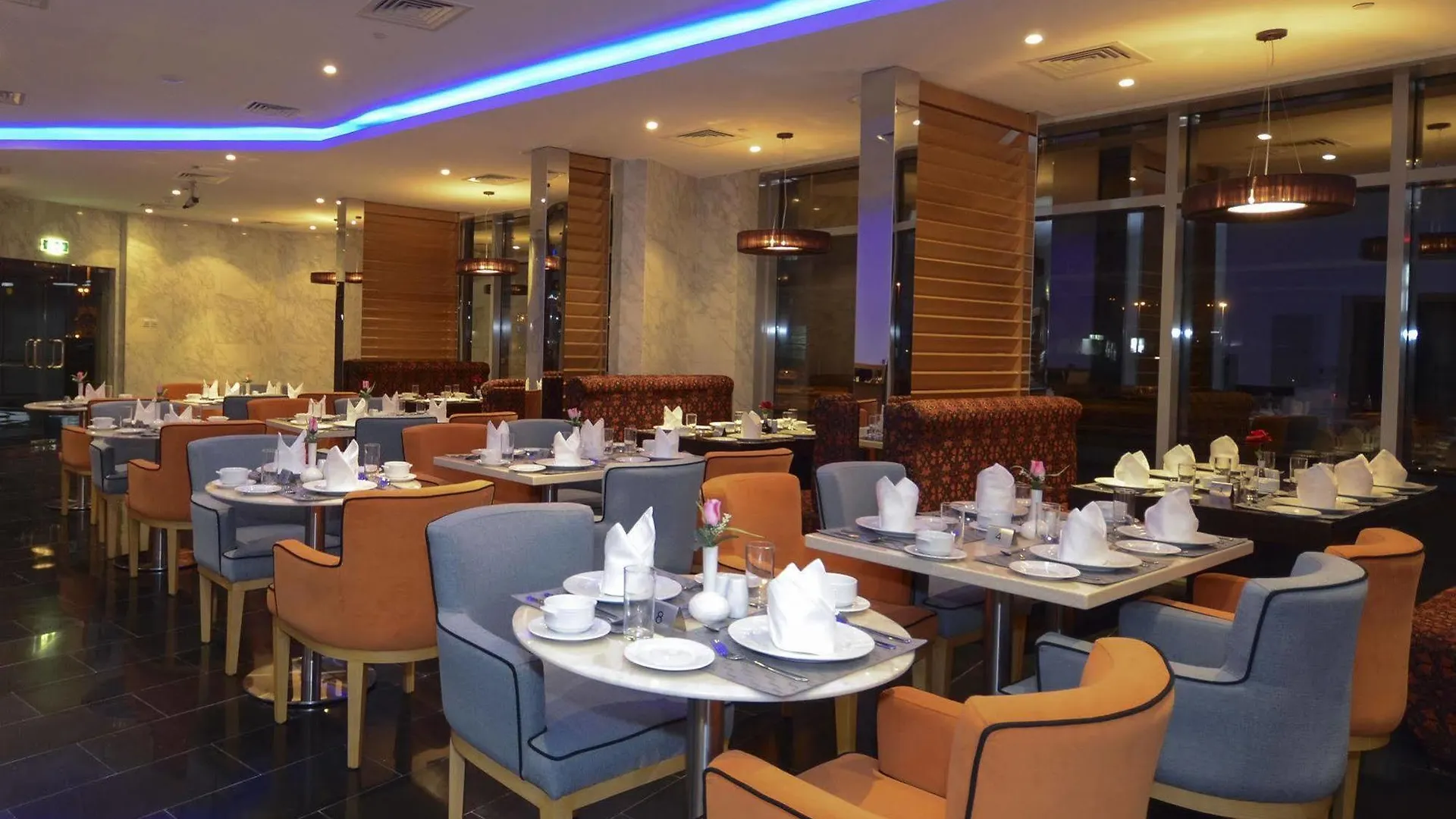 Grand Heights Dubai Hotel Apartments 4*,