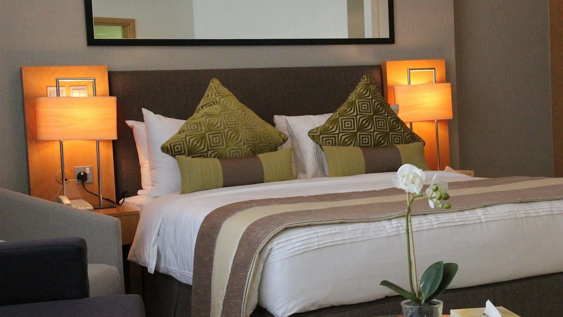 Aparthotel Grand Heights Dubai Hotel Apartments