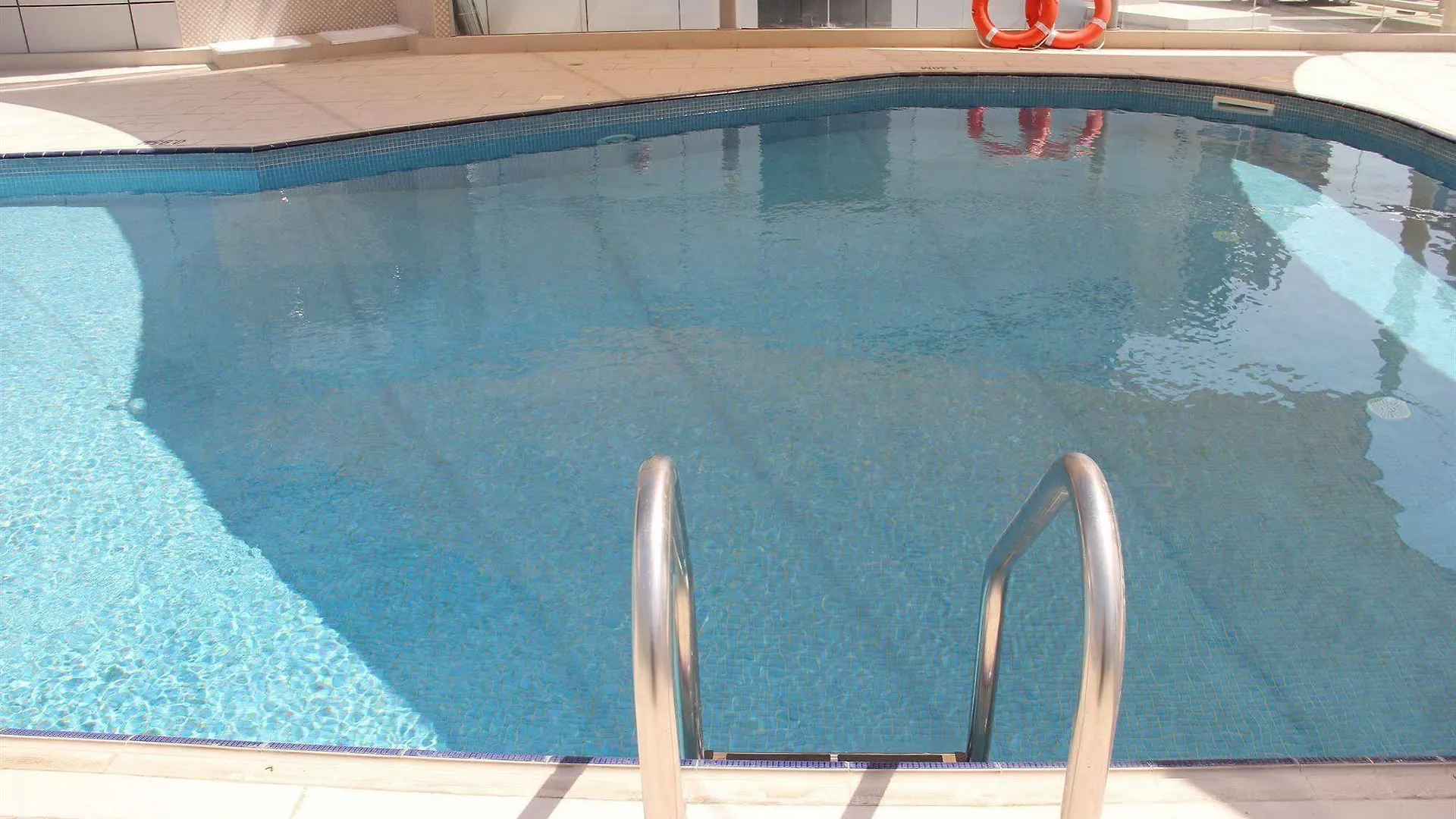 Aparthotel Grand Heights Dubai Hotel Apartments