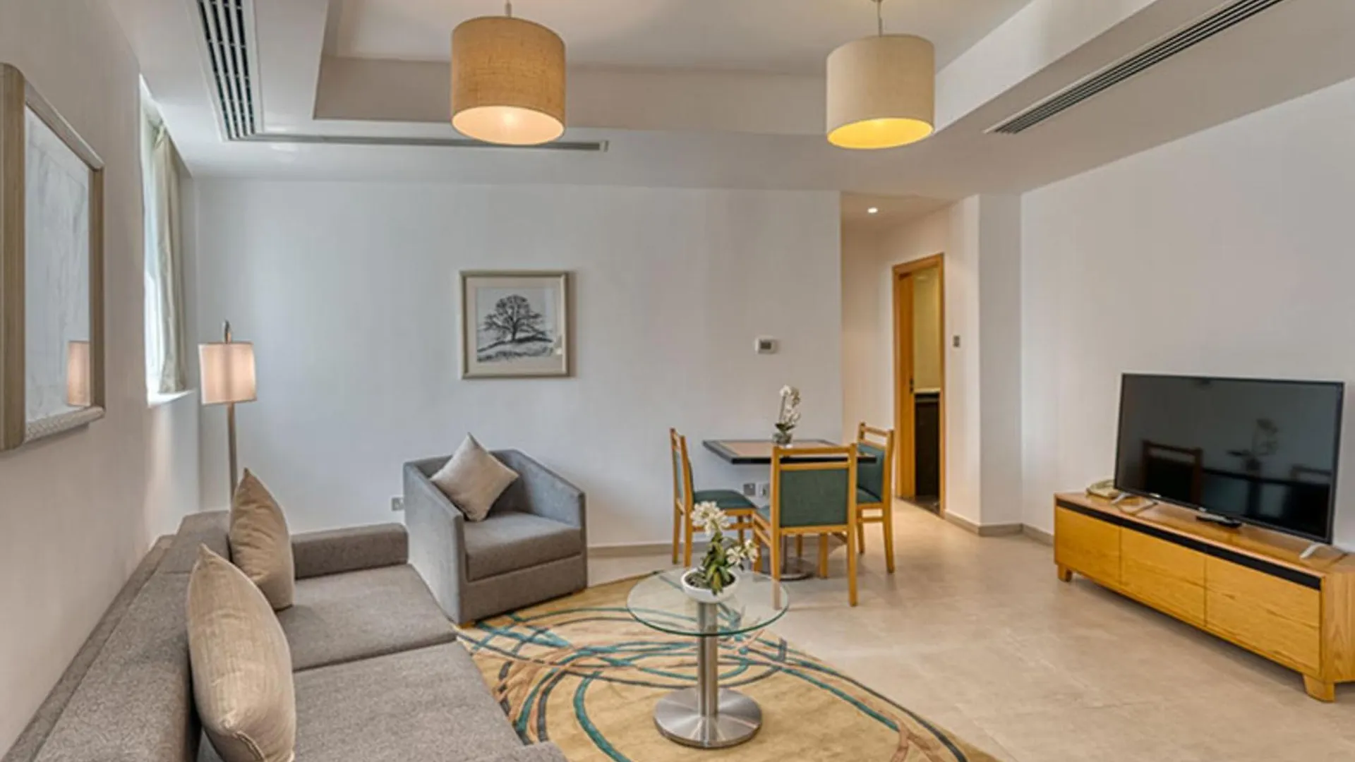 Grand Heights Dubai Hotel Apartments 4*,  아랍에미리트